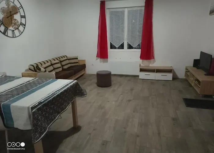 펜션 Castorette, Au Calme, Petit Dejeuner Compris 미미장플라즈