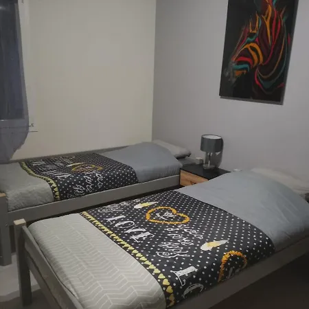 Castorette, Au Calme, Petit Dejeuner Compris 度假居 *